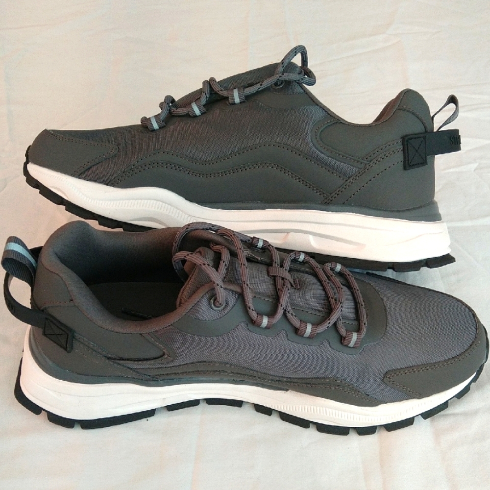 Steve Madden Gray Athletic Running Shoes with Breathable Mesh Men's Sz 10 Nwot